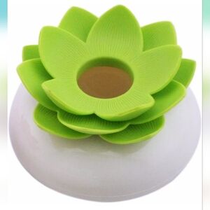 🎄5/$30🎄 Lotus ToothPick Holder